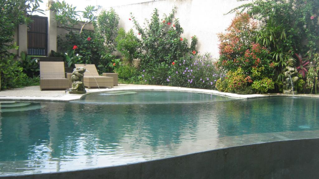 Mahanadewi Villa أوبود الغرفة الصورة