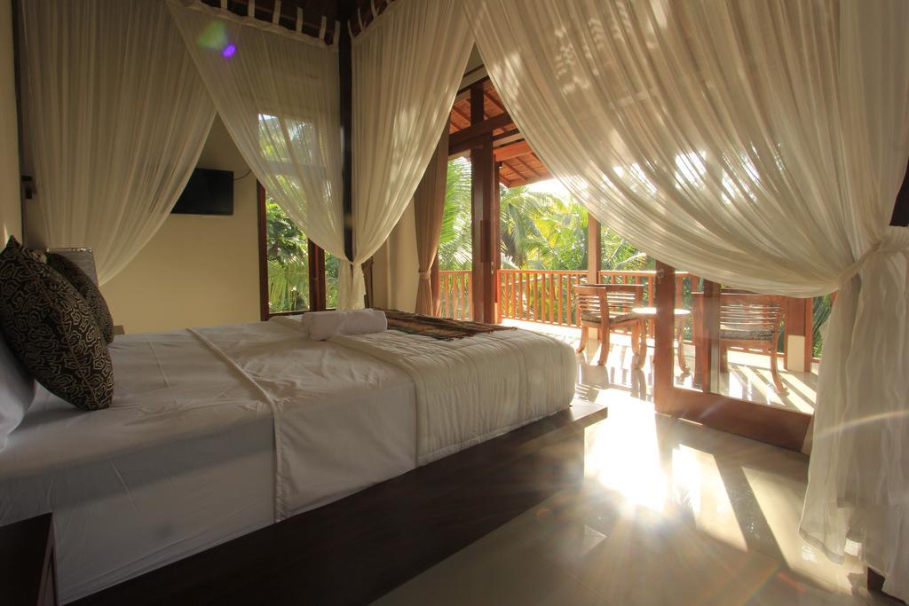 Mahanadewi Villa أوبود الغرفة الصورة