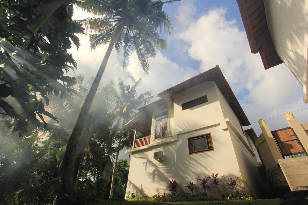 Mahanadewi Villa أوبود الغرفة الصورة