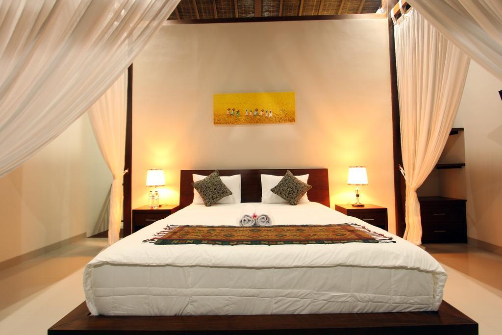Mahanadewi Villa أوبود الغرفة الصورة